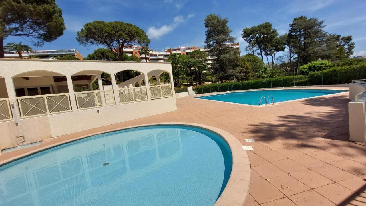 Charmant Appartement Residentiel Avec Terrasse, Jardin Privatif Et Piscine A Cannes Eksteriør bilde