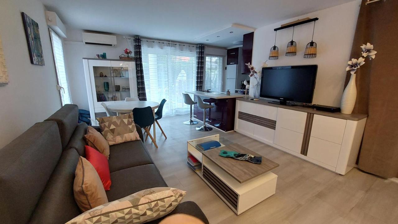 Charmant Appartement Residentiel Avec Terrasse, Jardin Privatif Et Piscine A Cannes Eksteriør bilde