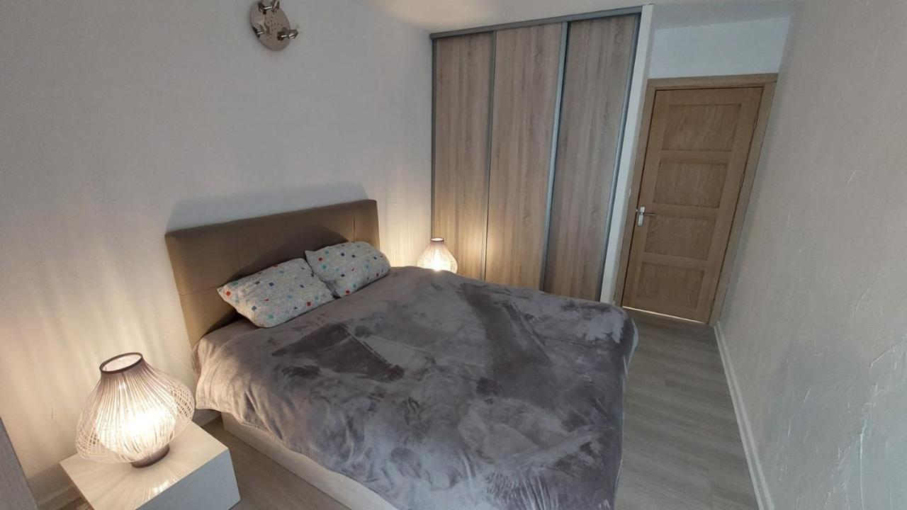 Charmant Appartement Residentiel Avec Terrasse, Jardin Privatif Et Piscine A Cannes Eksteriør bilde