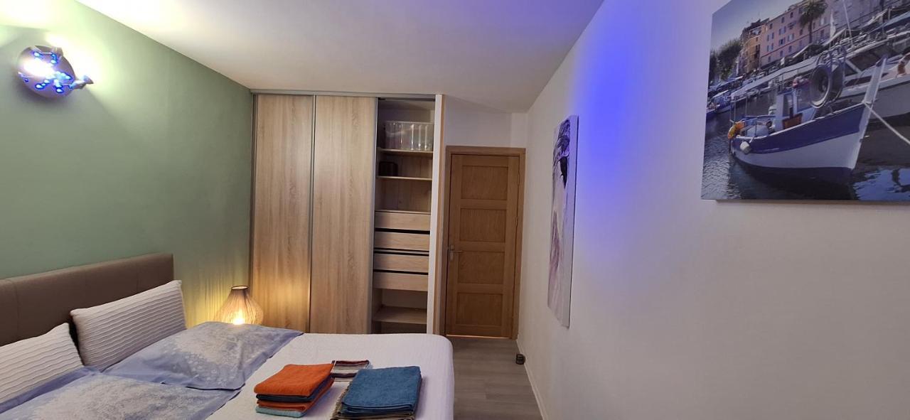 Charmant Appartement Residentiel Avec Terrasse, Jardin Privatif Et Piscine A Cannes Eksteriør bilde